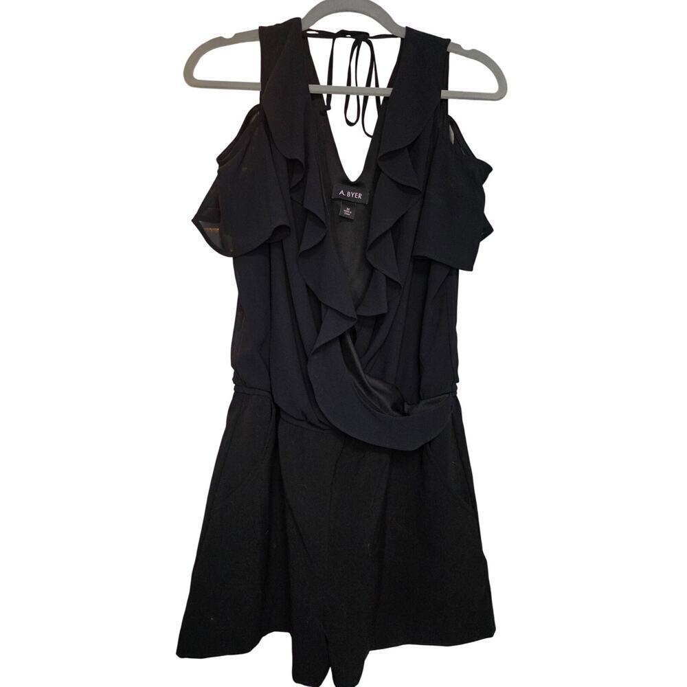 A. Byer Black Ruffled Cold Shoulder Romper With Pockets Womens Size S‎